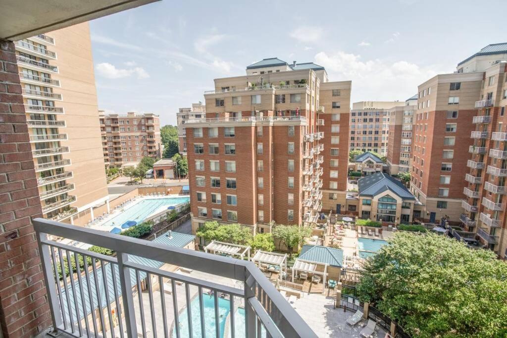 Fantastic 1 Bedroom Condo At Ballston With Gym Арлінгтон Екстер'єр фото