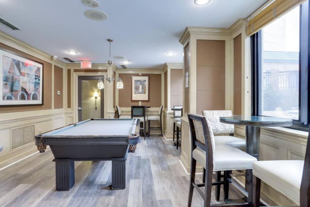 Fantastic 1 Bedroom Condo At Ballston With Gym Арлінгтон Екстер'єр фото