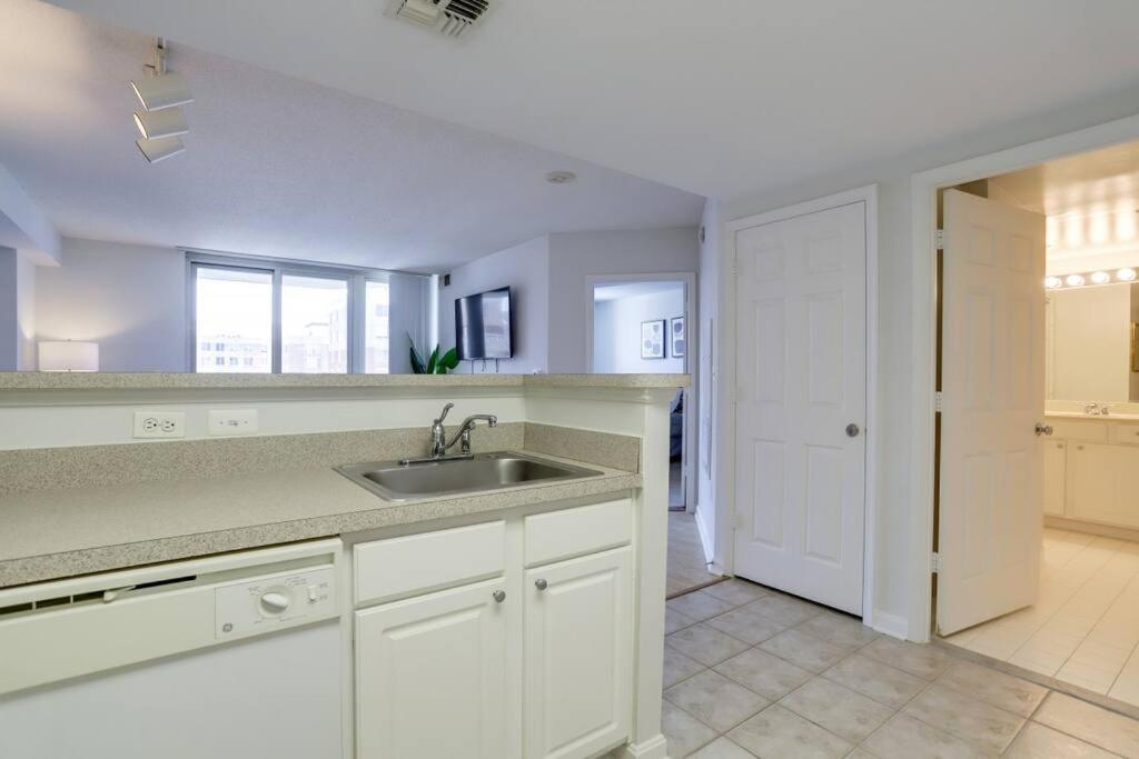 Fantastic 1 Bedroom Condo At Ballston With Gym Арлінгтон Екстер'єр фото
