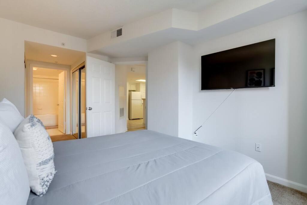 Fantastic 1 Bedroom Condo At Ballston With Gym Арлінгтон Екстер'єр фото